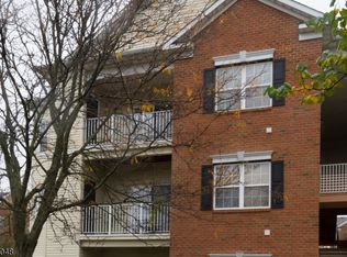 838 Dominick Ct, South Plainfield, NJ 07080