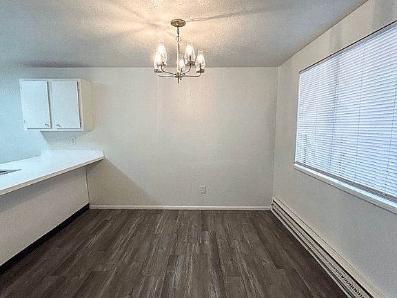 5th image of 2117 Marigold St APT 1