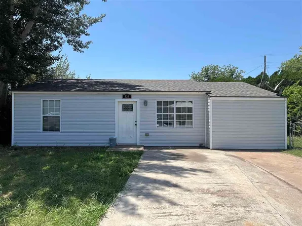 929 SW 29th St, Lawton, OK 73505
