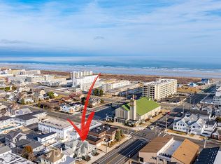215 E Rambler Rd, Wildwood Crest, NJ 08260