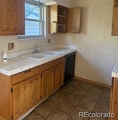 5th image of 15008 E Carolina Place