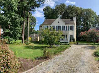 9553 Chipping Dr, North Chesterfield, VA 23237