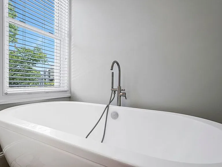 1202 Decatur St NW — Photo 31