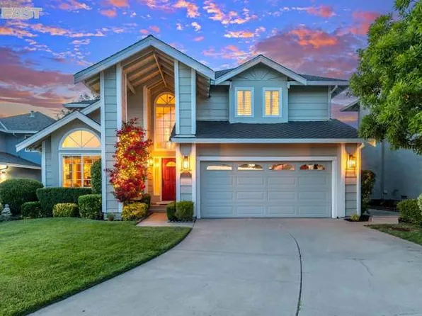 2827 El Capitan Dr, Pleasanton, CA 94566