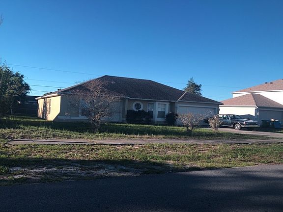 3rd image of 2689 Derby Dr