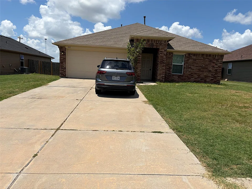 137 Rafe Ct