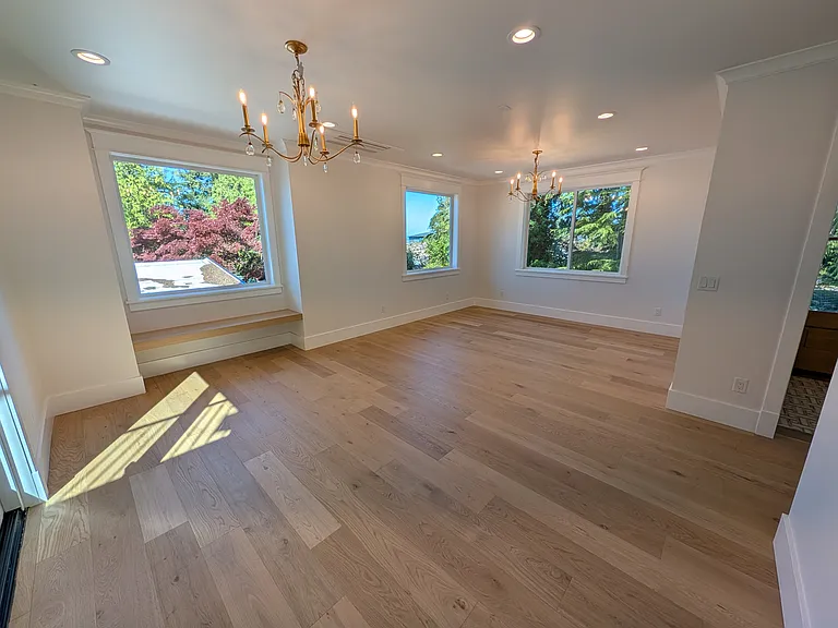3957 W Barrett Ln — Photo 11