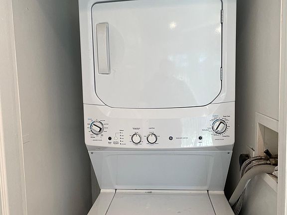 in unit Washer/Dryer