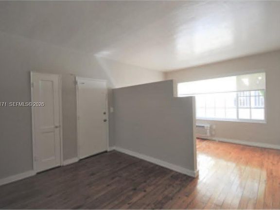 4th image of 948 Meridian Ave #10