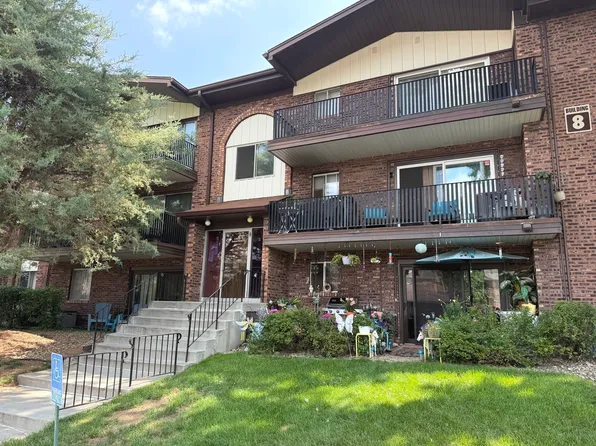 13933 James Dr APT 820, Crestwood, IL 60445