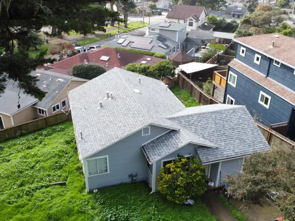 580 Paloma Ave, Pacifica, CA 94044