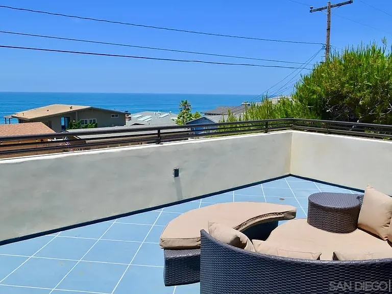 1235 Neptune Ave — Photo 4