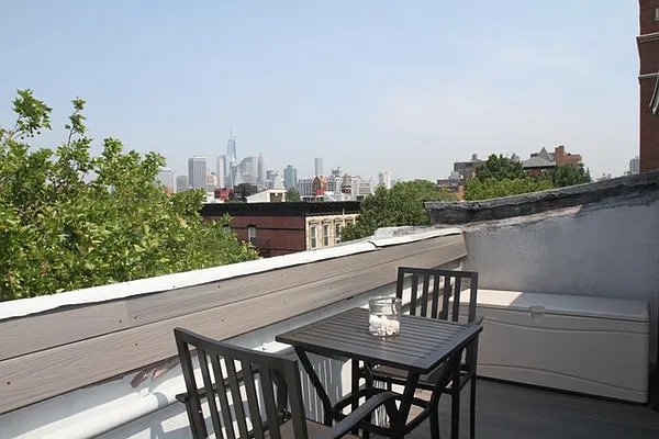 Rented by Engel and Volkers Brownstone Brooklyn | media 28