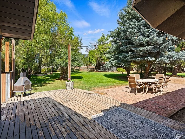 620 Clarke Rd — Photo 19