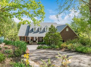50 Hillcrest Dr, Weaverville, NC 28787