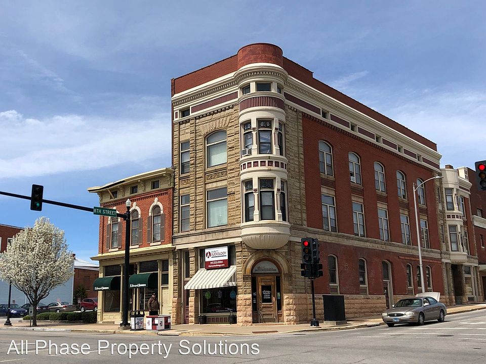 1st image of 729 1/2 Maine St #1