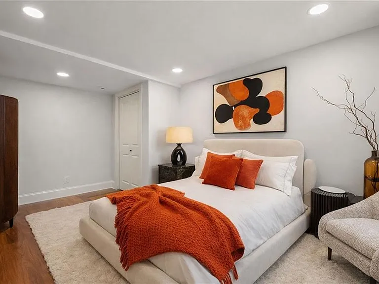 1785 Meadowdale Ave NE — Photo 38