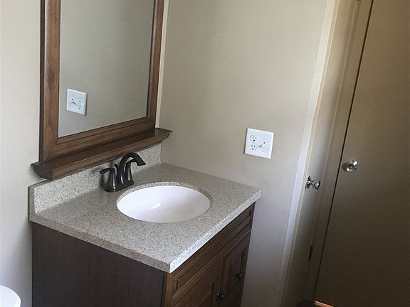 3rd image of 1290 C St