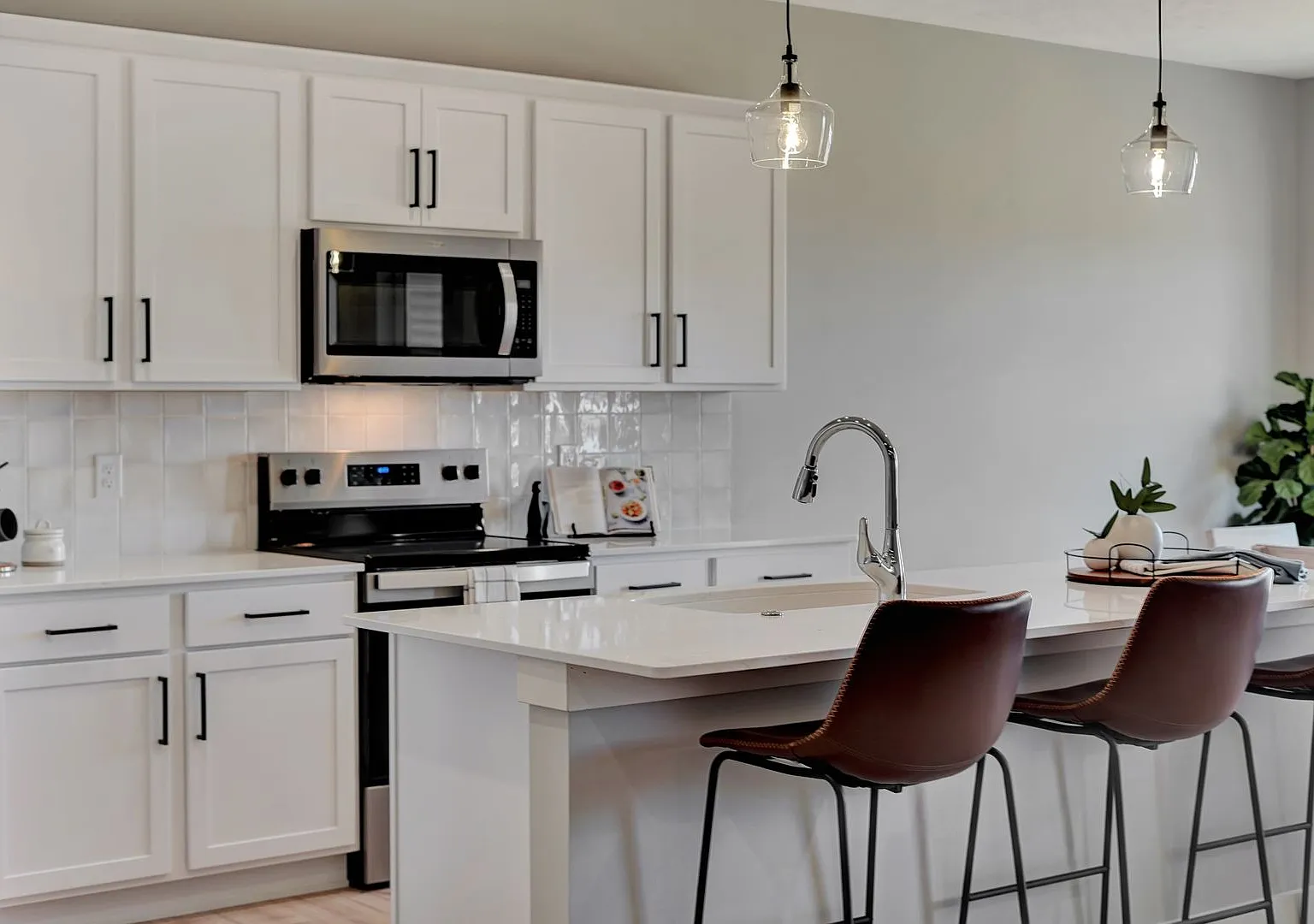 Newly Constructed Spacious Townhome — Photo 3