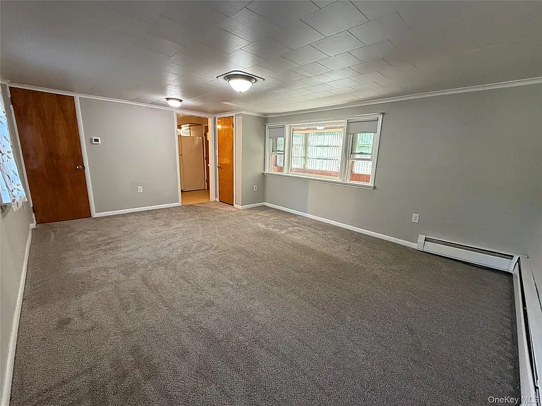 1390 Kings Hwy — Photo 11
