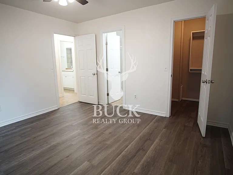 6803 Woodlake Dr — Photo 15