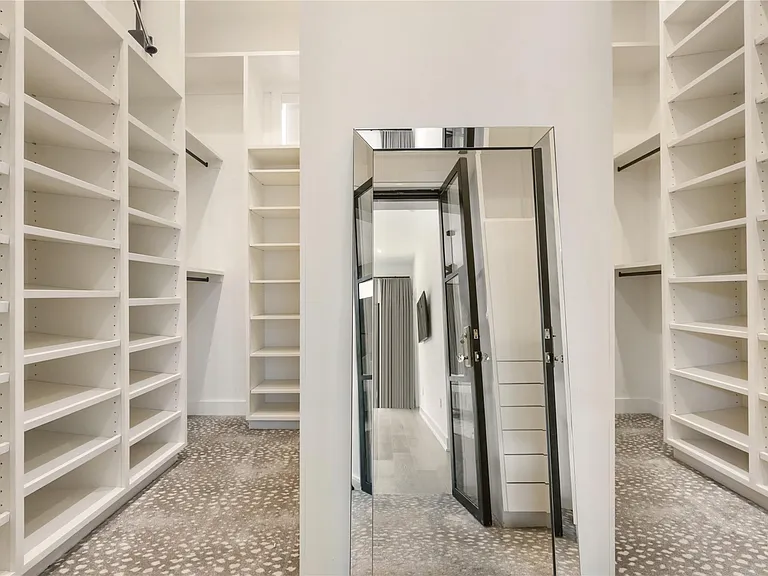 5004 Highland Ct — Photo 15