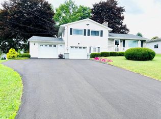 135 Overlook Dr, Horseheads, NY 14845