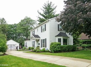 1112 S Hamlin Ave, Park Ridge, IL 60068