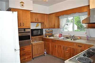 5th image of 3944 Old Troy Pike