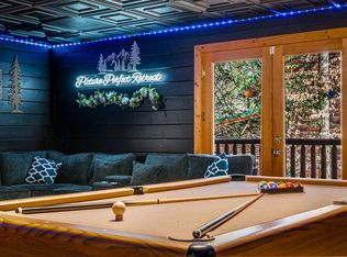 2955 Raven Fork Cir, Sevierville, TN 37876