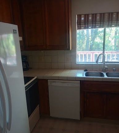 5th image of 4190 Highland Springs Rd