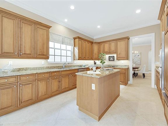 4th image of 22089 Natures Cove Ct