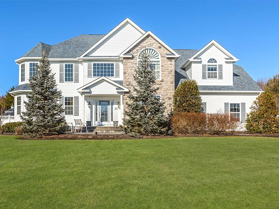 1st image of 20 Sherwood Dr