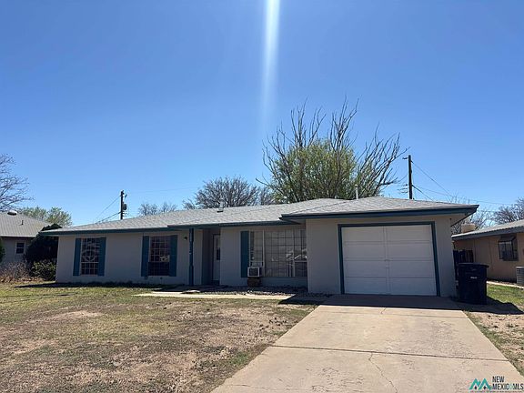 2nd image of 300 Linda Cir