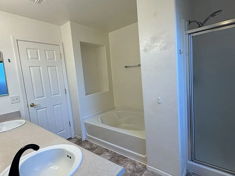 3188 Copper Pointe Dr — Photo 11