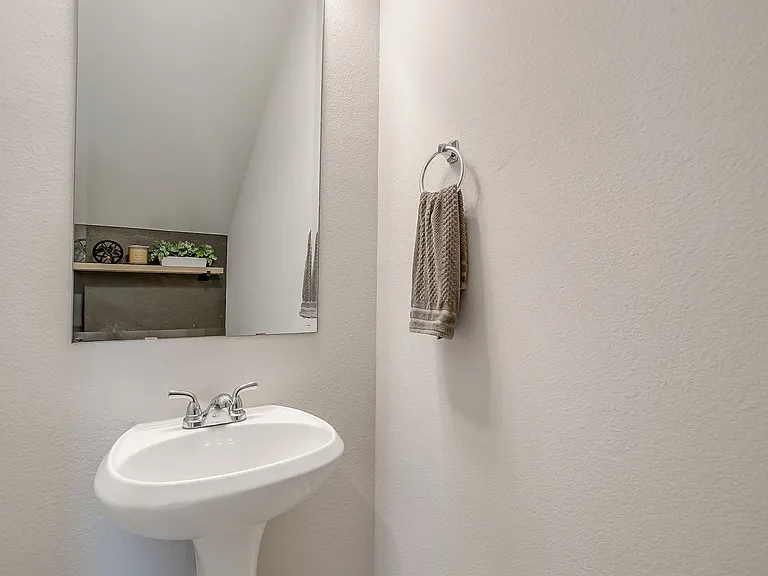 2113 Domingo Dr — Photo 14