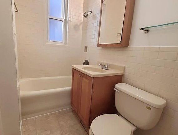 2nd image of 6701 Blvd East APT D1