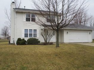 114 Prairie Moon Dr, Davis Junction, IL 61020