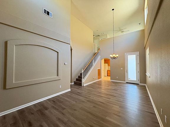 3rd image of 3196 English Oak Cir