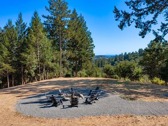 3rd image of 1260 Emerald Ranch Road