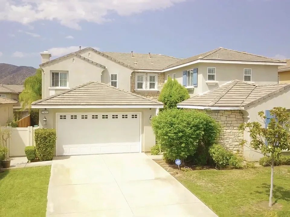 23653 William Pl