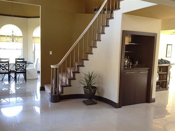 2nd image of 9284 N Maiden Ln