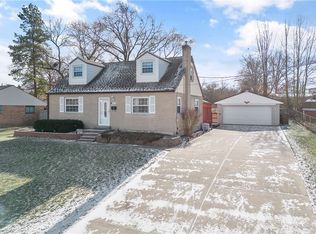 2221 Pacora Dr, Cincinnati, OH 45231