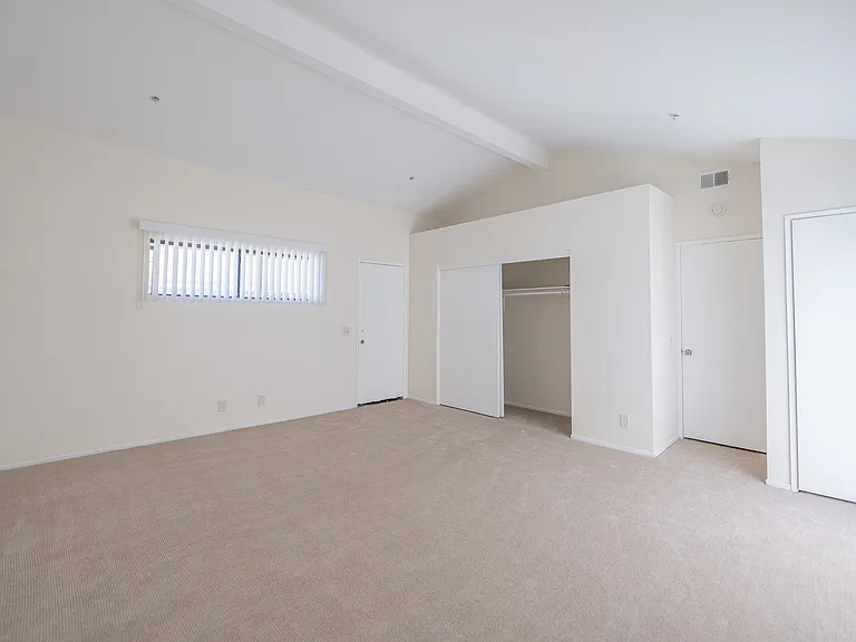 ORIGINAL PHOTO - THIRD BEDROOM