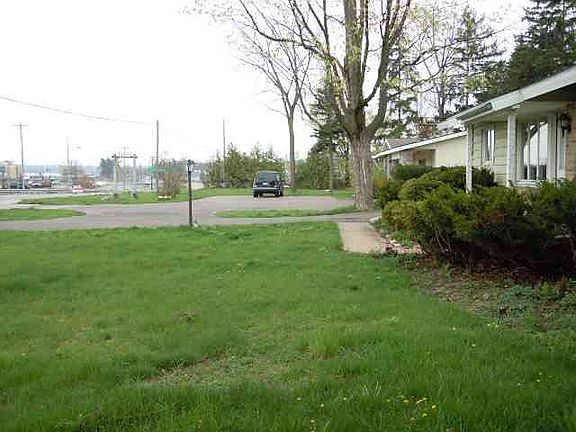 3rd image of 12848 S West Bay Shore Dr