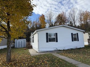 4310 Meadow Lane Dr #1143, Traverse City, MI 49685