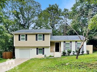 851 Raintree Way SE, Conyers, GA 30094