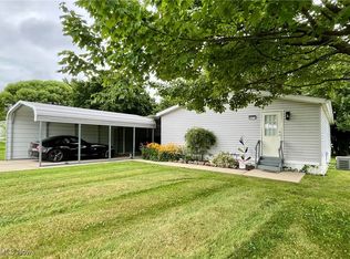 9675 Yoder Rd, Sterling, OH 44276