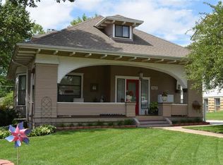 903 E St, Fairbury, NE 68352