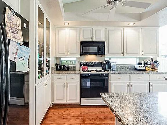 4th image of 8728 Harvest Valley Ave